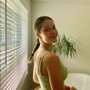 Meet your Posher, Frédérique